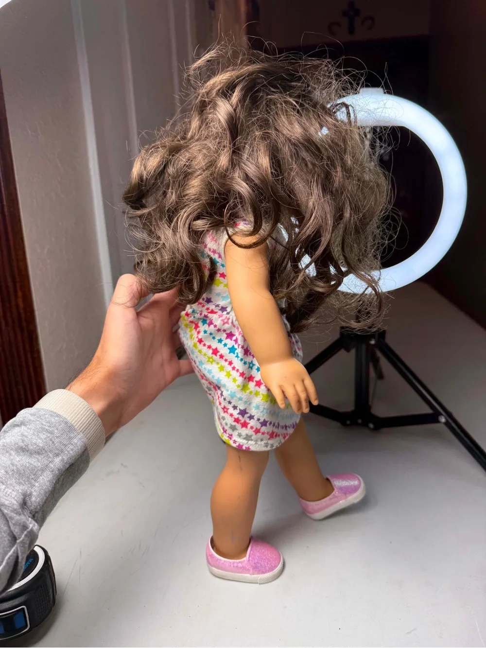 2017 American Girl Truly Me doll featuring brown hair and eyes